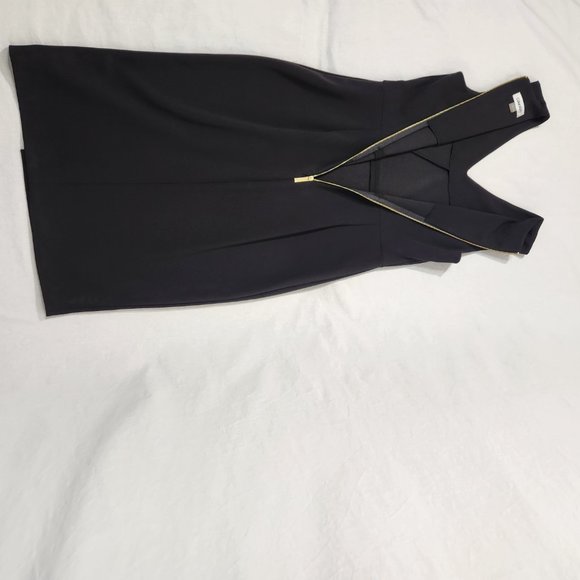 CALVIN KLEIN Minimalist Stretchy Sleeveless Gold MK Black Dress Size 6 LIKE NEW! - Picture 8 of 16